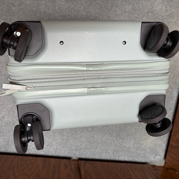 BEIS Slate Rolling Carryon Suitcase - Picture 6 of 8